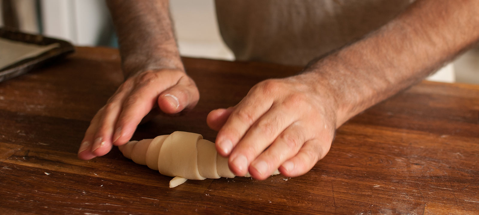Croissant pur beurre façonné à la main à La Miche Dorée